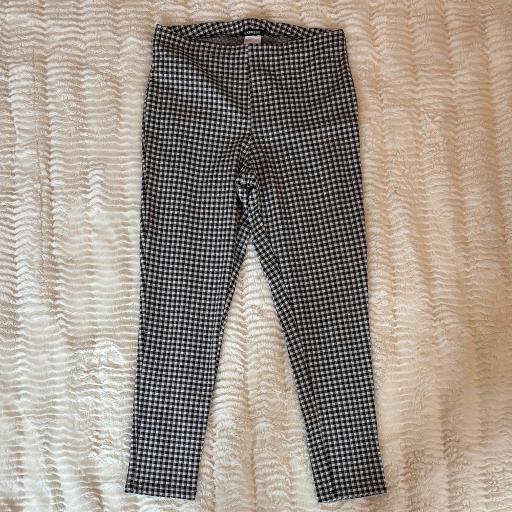 Black and White Checkered Leggings